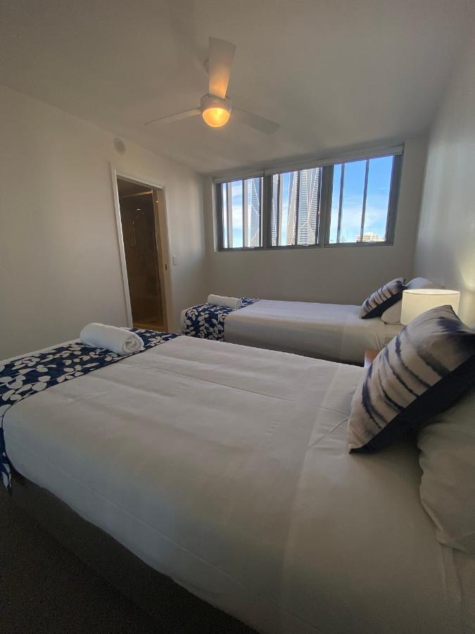 Serenity Surfers Paradise غولد كوست المظهر الخارجي الصورة