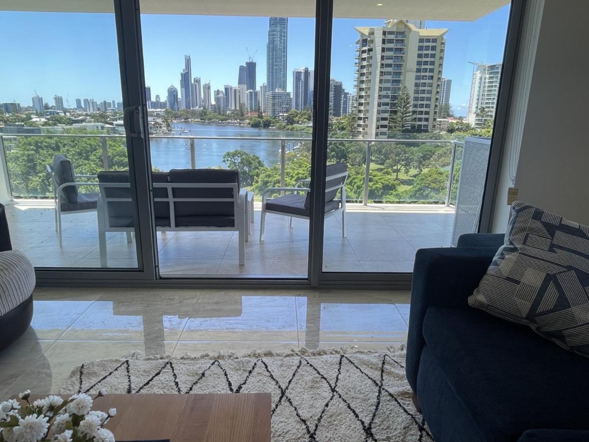 شقة Serenity Surfers Paradise غولد كوست المظهر الخارجي الصورة