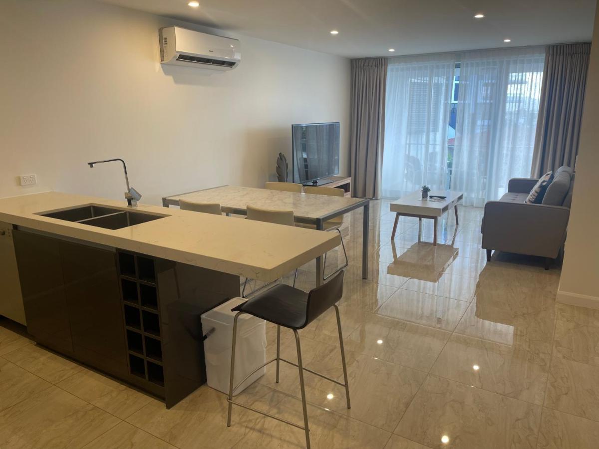 Serenity Surfers Paradise غولد كوست المظهر الخارجي الصورة