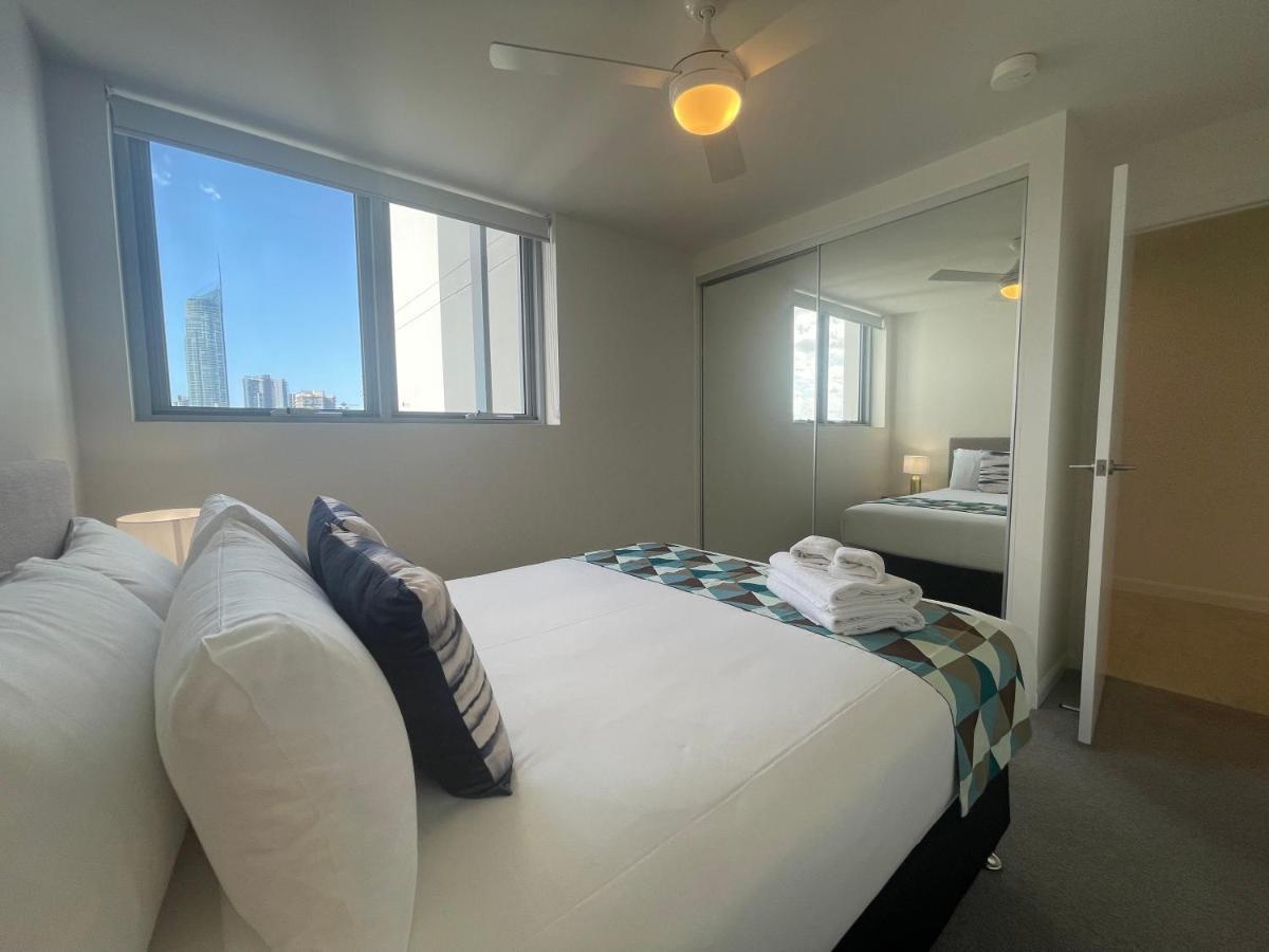 Serenity Surfers Paradise غولد كوست المظهر الخارجي الصورة